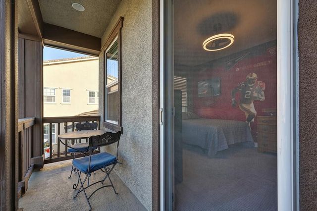 2196 Red Setter Rd, Rocklin, CA 95765