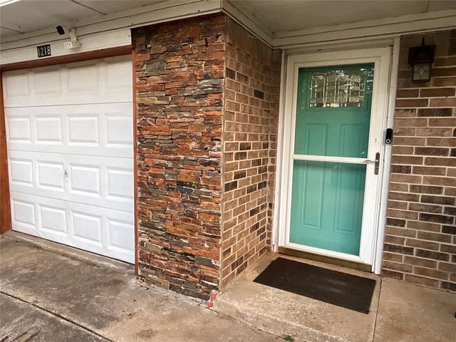 1218 Rolling Stone Drive, Tecumseh, OK 74873