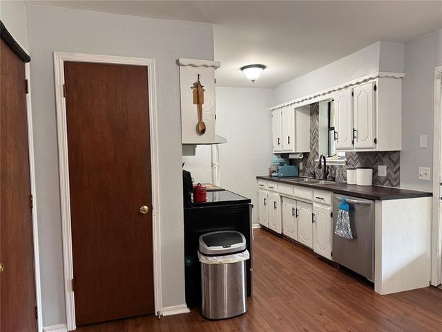 1218 Rolling Stone Drive, Tecumseh, OK 74873