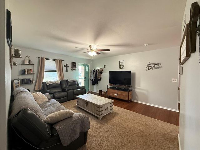 1218 Rolling Stone Drive, Tecumseh, OK 74873