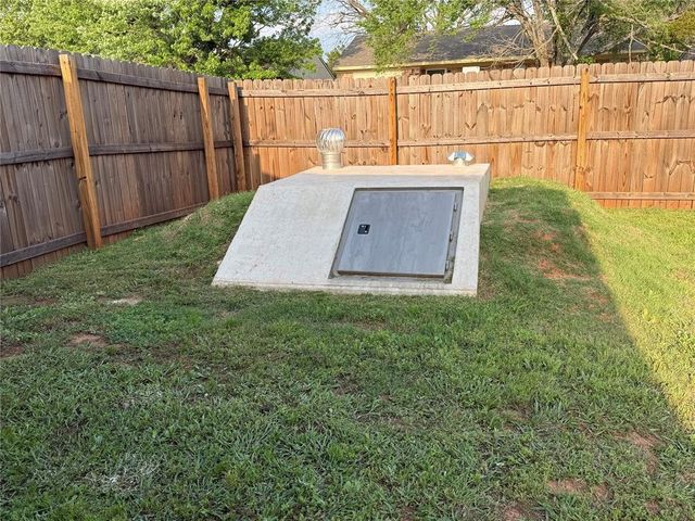 1218 Rolling Stone Drive, Tecumseh, OK 74873