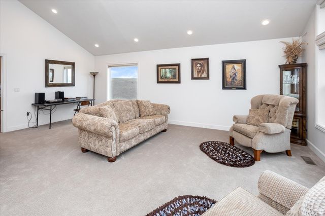 1510 S MAHOGANY DR, Garden City, UT 84028