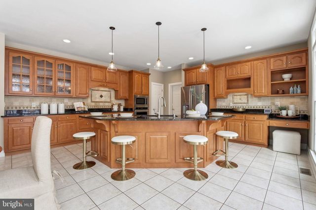 2001 KILT DR, Finksburg, MD 21048