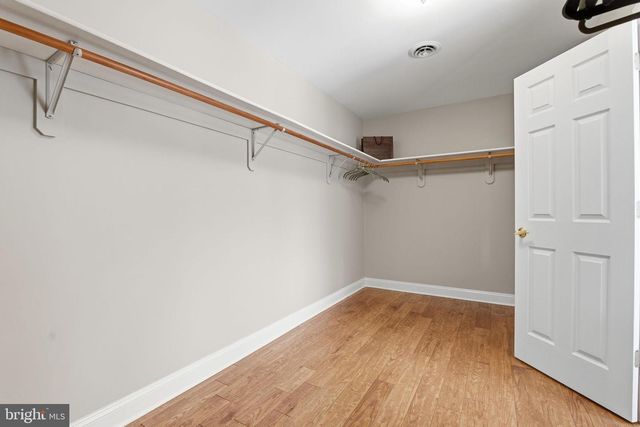 2001 KILT DR, Finksburg, MD 21048