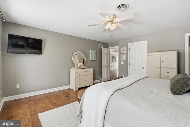 2001 KILT DR, Finksburg, MD 21048