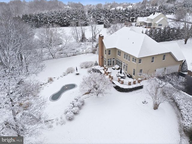 2001 KILT DR, Finksburg, MD 21048