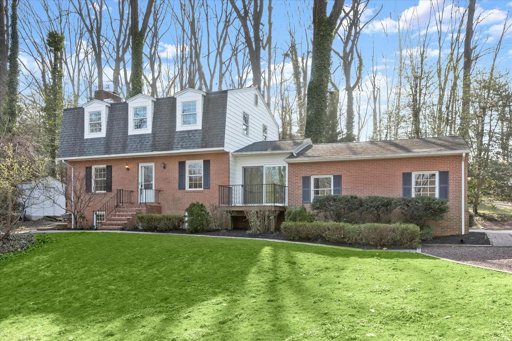 326 EDGEWATER RD, Pasadena, MD 21122