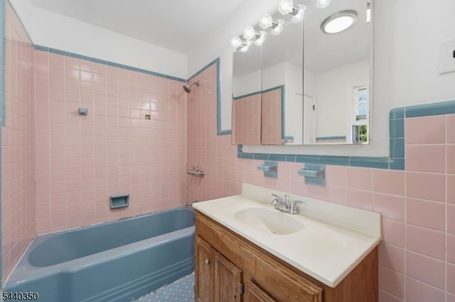 608 W 8Th St, Plainfield City, NJ 07060
