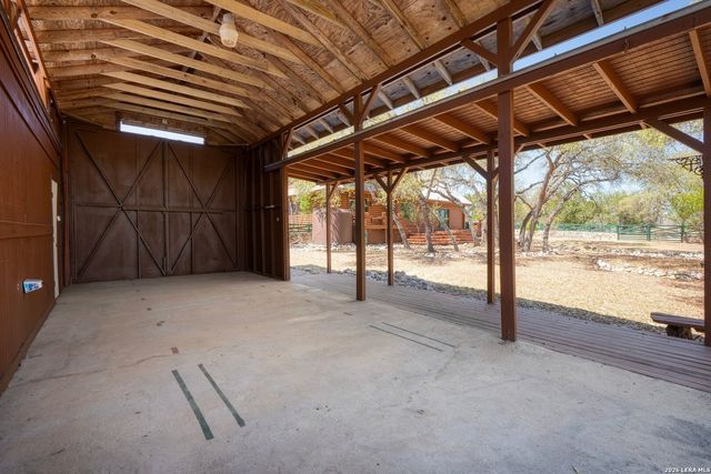 513 River View Dr., Bandera, TX 78003