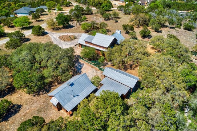 513 River View Dr., Bandera, TX 78003