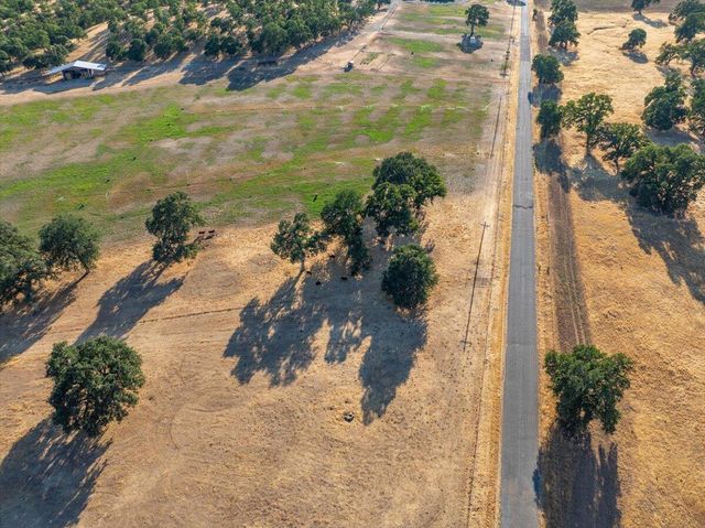 15775 Red Bank Road, Red Bluff, CA 96080