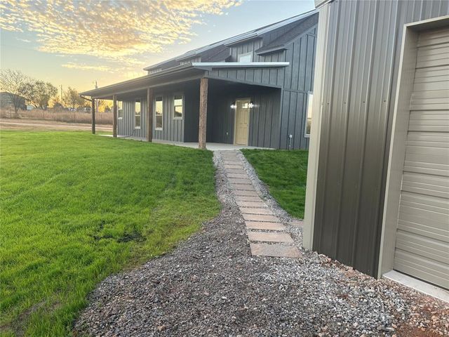 7395 Tall Oaks Lane, Guthrie, OK 73044