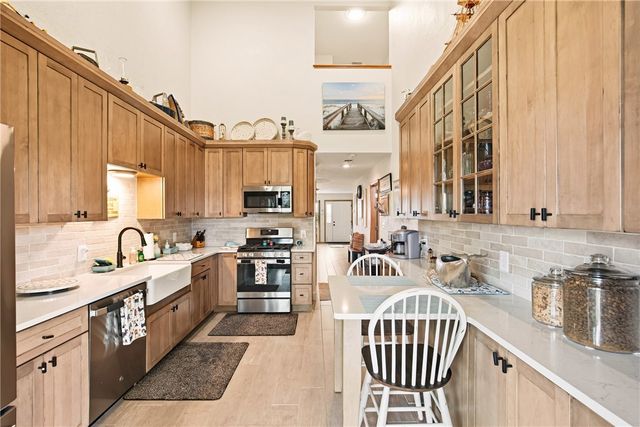 137 Tank Dr, Richland School District, PA 15904