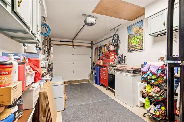 137 Tank Dr, Richland School District, PA 15904