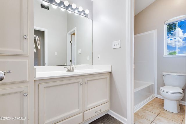 111 Songbird Lane, Lafayette, LA 70506