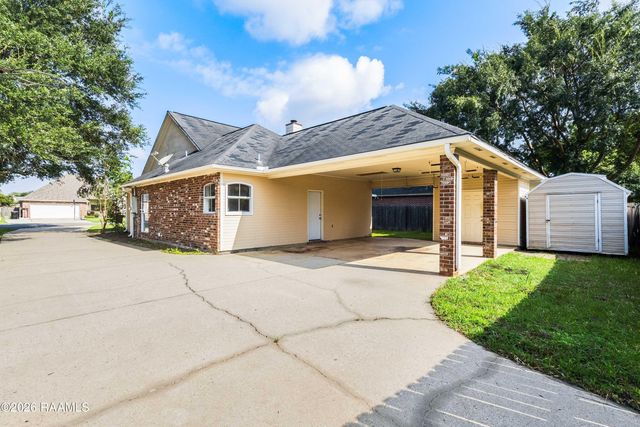 111 Songbird Lane, Lafayette, LA 70506