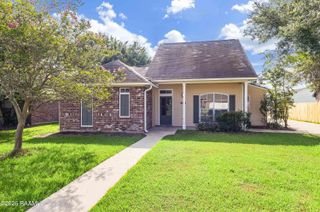 111 Songbird Lane, Lafayette, LA 70506