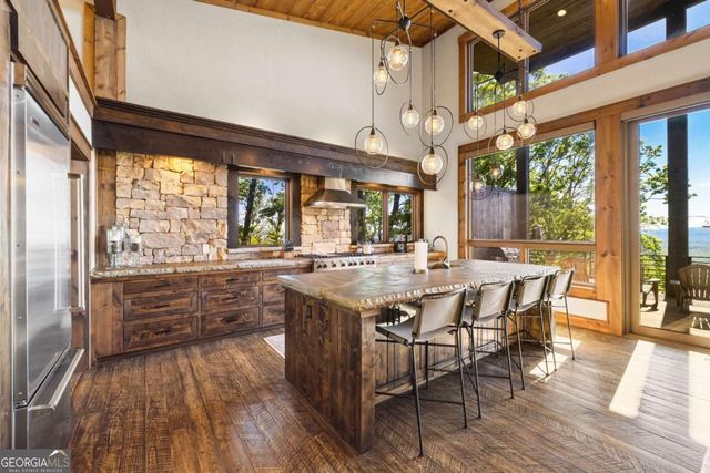 126 Wawayanda Drive, Mineral Bluff, GA 30559