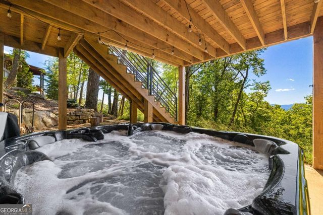 126 Wawayanda Drive, Mineral Bluff, GA 30559