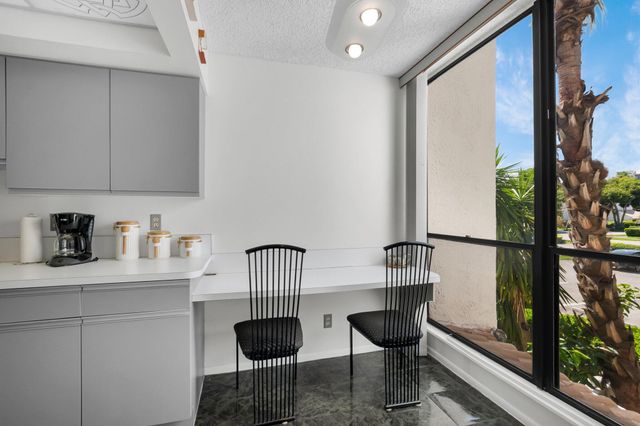 805 Bridgewood Place, Boca Raton, FL 33434