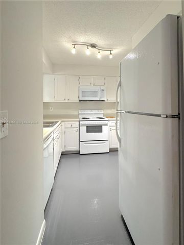 1281 SW 46th Ave 2505, Pompano Beach, FL 33069