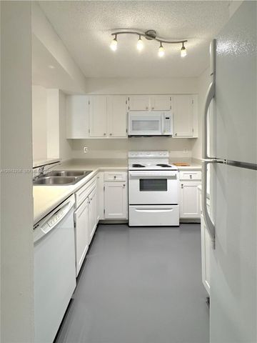 1281 SW 46th Ave 2505, Pompano Beach, FL 33069