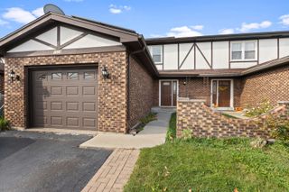 1024 S Hunt Club Drive, Mount Prospect, IL 60056