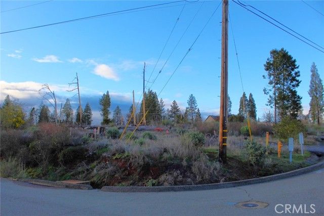 13925 Creston, Magalia, CA 95954