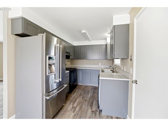 1710 DEARBORN Ave, Keizer, OR 97303