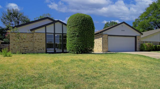 2008 Sexton Drive, Arlington, TX 76015