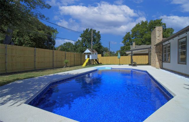 2008 Sexton Drive, Arlington, TX 76015
