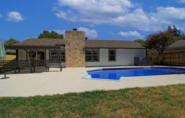 2008 Sexton Drive, Arlington, TX 76015