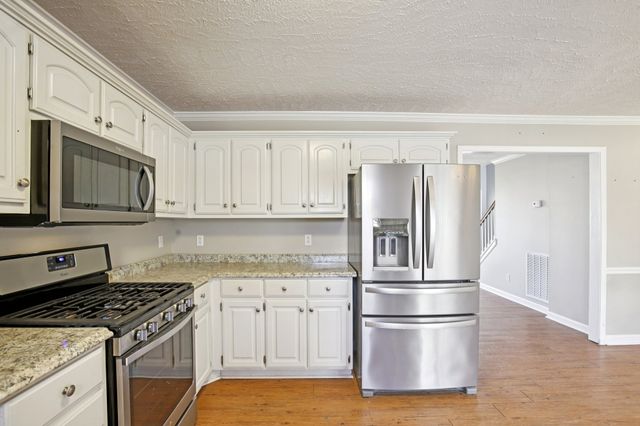 905 Hogan Dr, Murfreesboro, TN 37128