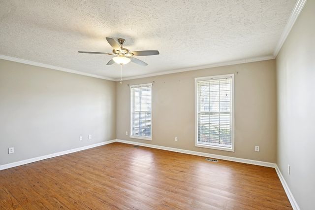 905 Hogan Dr, Murfreesboro, TN 37128