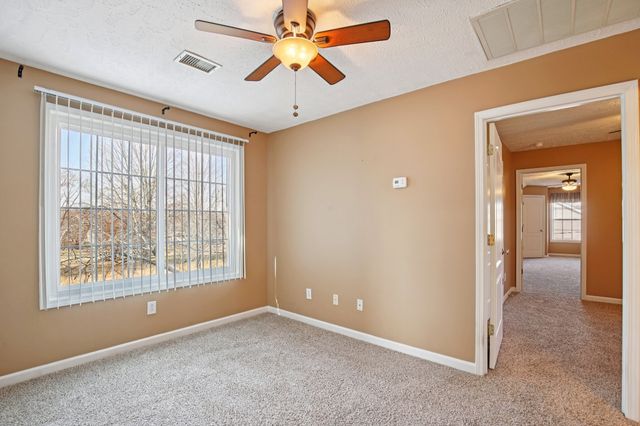 905 Hogan Dr, Murfreesboro, TN 37128