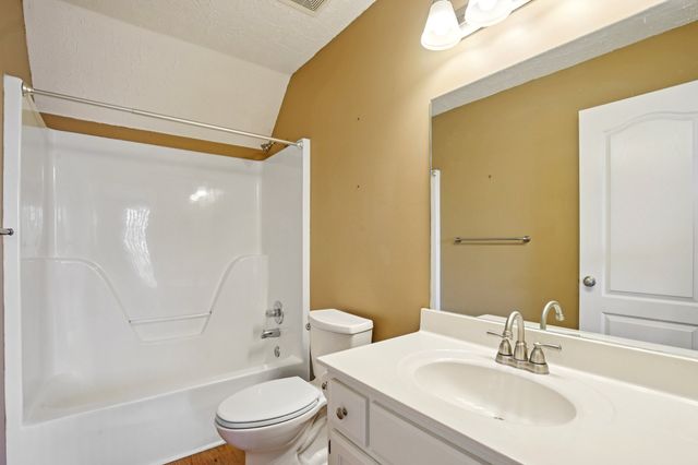 905 Hogan Dr, Murfreesboro, TN 37128