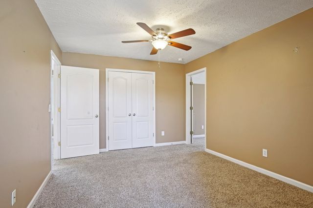 905 Hogan Dr, Murfreesboro, TN 37128