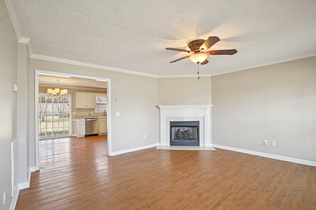 905 Hogan Dr, Murfreesboro, TN 37128