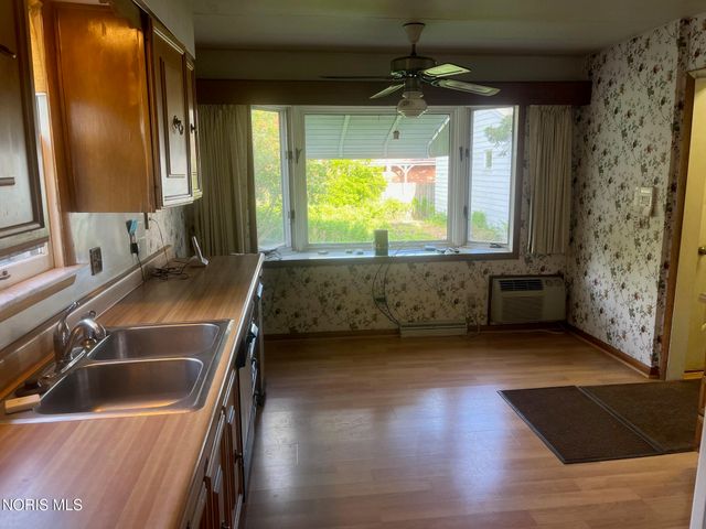 622 S Westwood Avenue, Toledo, OH 43609