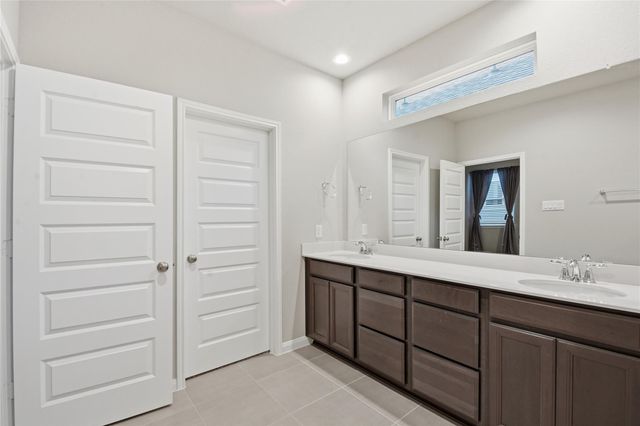 4106 Split Ivy Drive, Houston, TX 77080