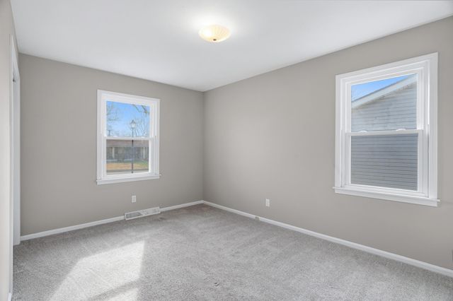 2009 IRIS DR, Columbia, MO 65202