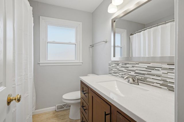 2009 IRIS DR, Columbia, MO 65202