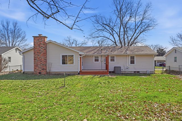 2009 IRIS DR, Columbia, MO 65202