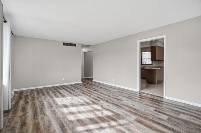 2009 IRIS DR, Columbia, MO 65202