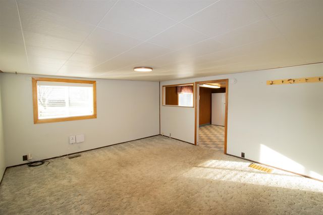 415 N Park Ave, Deer Park, WA 99006