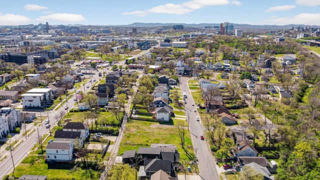728 29th Ave, N, Nashville, TN 37209