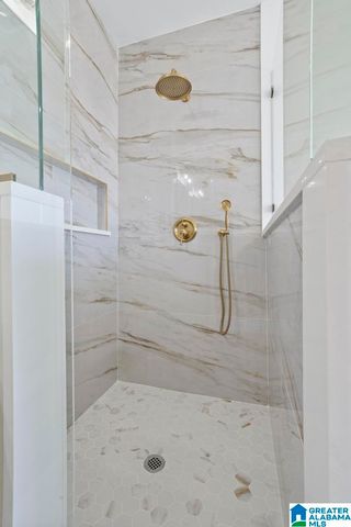 2422 ARLINGTON CRESCENT, Birmingham, AL 35205