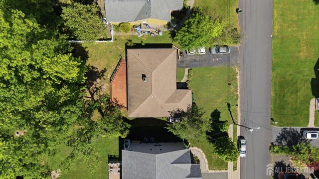 212 Oxford Road, Edison, NJ 08820