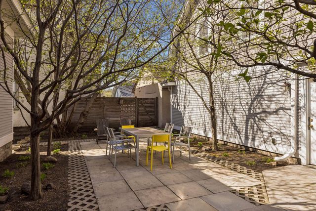 2614 Pleasant Avenue, Minneapolis, MN 55408