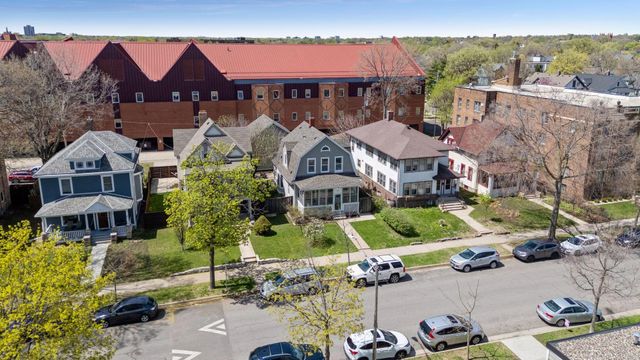 2614 Pleasant Avenue, Minneapolis, MN 55408